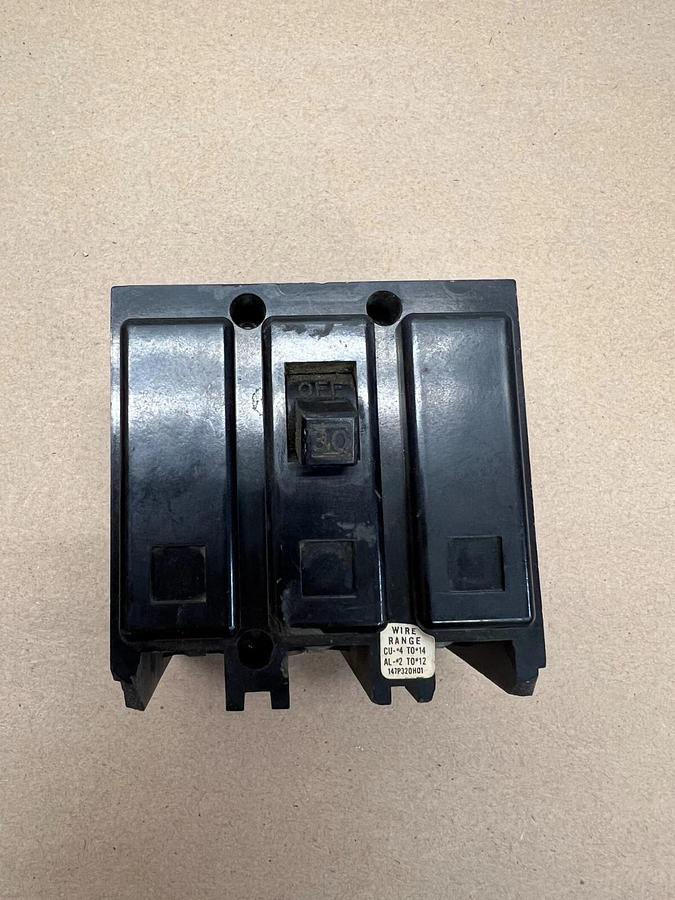 Used Lot of (4) Circuit Breakers - Cutler Hammer, Westinghouse