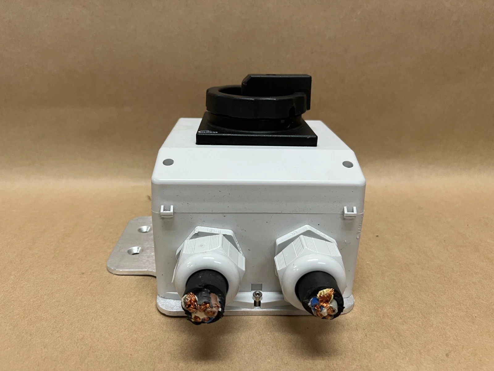 Used Siemens 3LD Series Enclosed Switch Disconnector