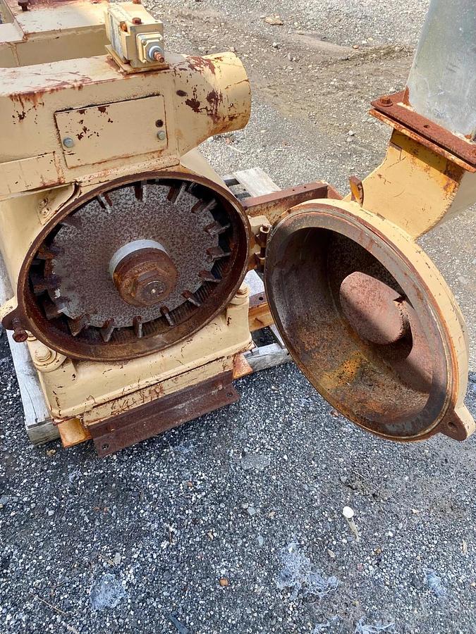 Used Schultz O'Neil Air Sweep Pulvarizer/Classifier - Belt Driven Unit