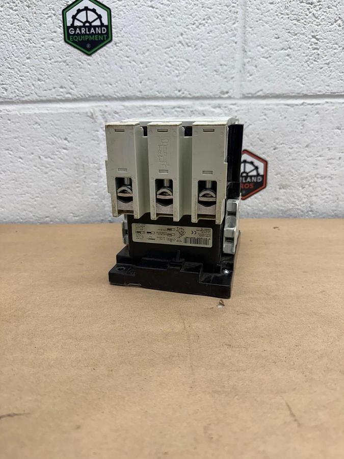 Used Siemens 3TF5011-0AP6 Contactor, 160A, 600VAC