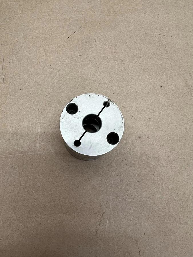 Used Zero-Max Inc. SC040 Servo Class Coupling