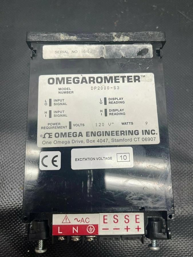 Used Omega DO2000-S3, Omegarometer, 120 Volts, 9 Watts, Drive Box