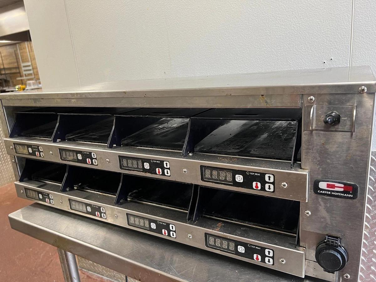 Used Carter Hoffman M243P-B 8-Slot Warming Unit/Trays