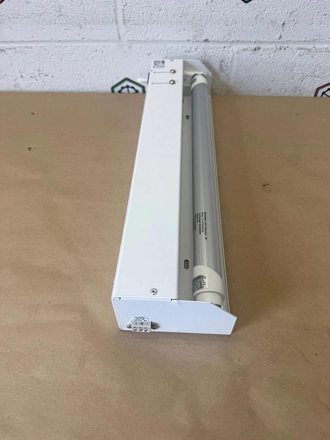 Used Saginaw (SCE) SCE-LF18NO, LED Light 18”, 120-230VAC, 50/60Hz, 700 Lm, 8W
