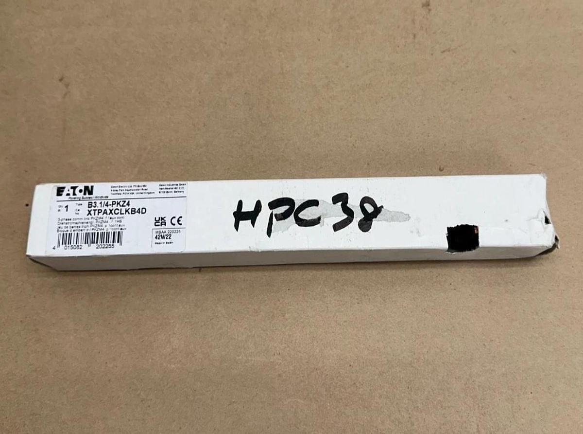 Eaton XTPAXCLKB4D B3.1/4-PKZ4 Busbar *NEW*
