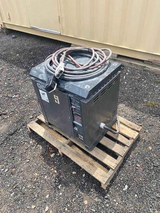 Used GNB Industrial Battery Co. FER100 18-750 S1 Battery Charger, 36VDC