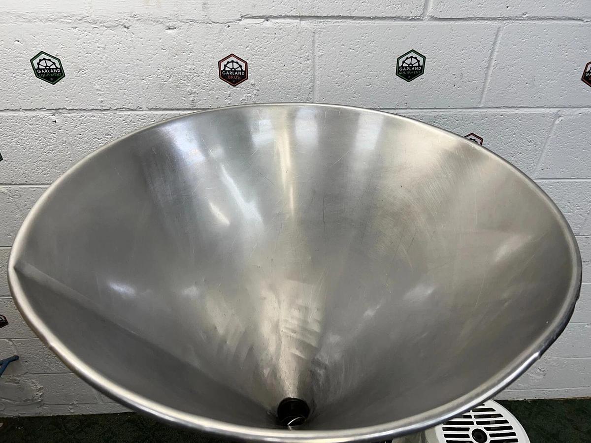 Used Mobile Hop Dosing Pump, S/S Centrifugal Pump, Fluidwell Flowrate Indicator