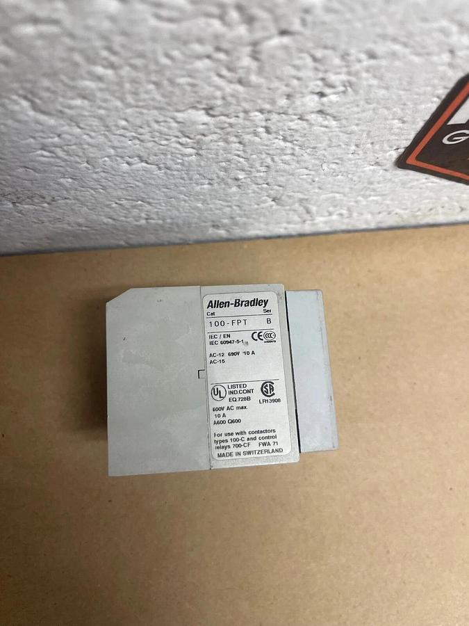 Used Allen-Bradley 100-FPT Pneumatic Timing Module, Series B, 10 A, 600 VAC