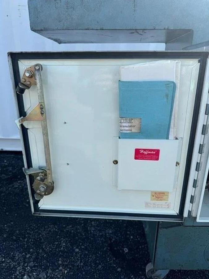 Used Conair 72000402 Granulator, 5 Hp, 460V, 6.8A