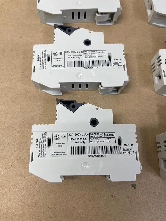 Used Allen-Bradley 1493-FB1C30-L Fuse Holder Ser B Class CC Only, 30A 600V - Lot of 8