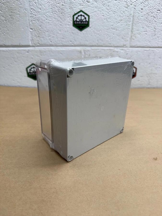 Used Nvent Hoffman 181810PCECC Polycarbonate Terminal Box, Clear Cover *NEW*