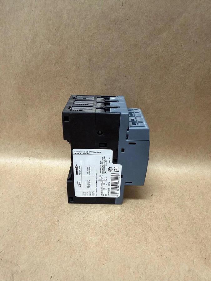 Used Siemens 3RV1011-1BA10 Circuit Breaker