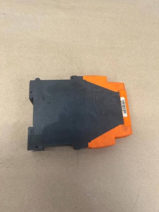 Used Dold LG5924 Safe Master Safety Relay