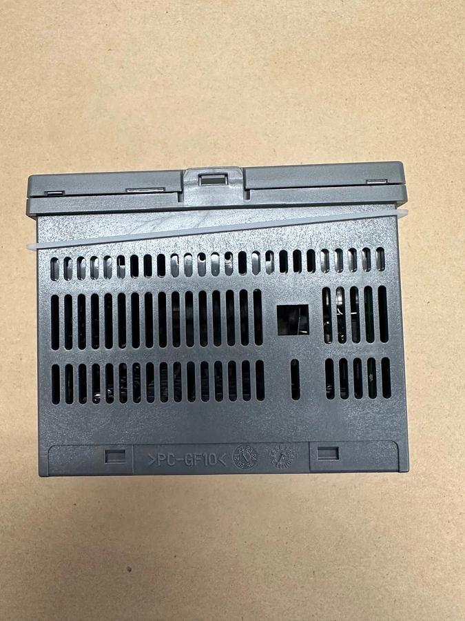 Used YOKOGAWA UT35A-L00-11-00 Digital Indicating Controller *NEW*