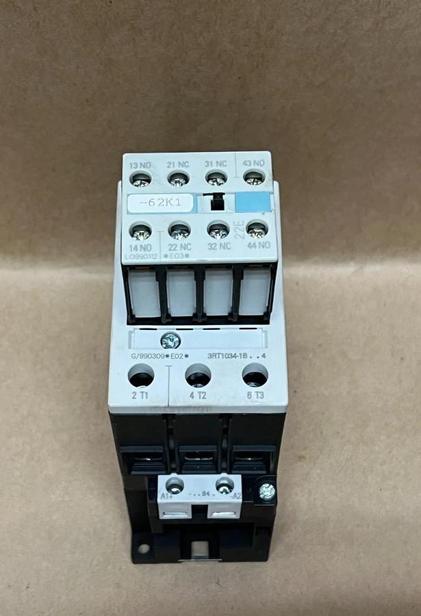 Used Siemens 3RT1034-1BB44 SIRIUS 3R Contactor w/ 3RH1921-1HA22 Auxiliary Contact