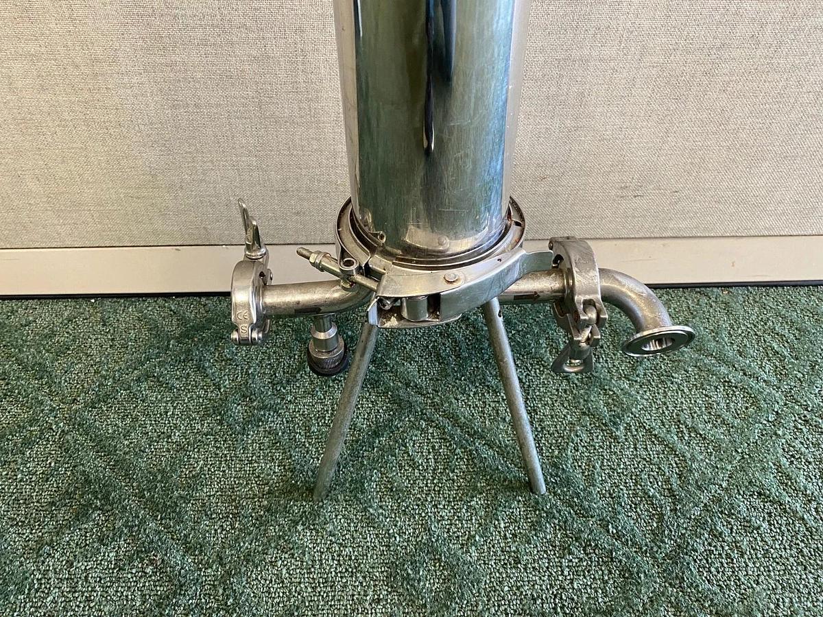 Used Domnick Hunter VSL013BTC SS Filter Housing Design Temp 145°C, Pressure 7.7 Bar.G