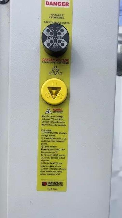 Used Allen Bradley 400A Disconnect Enclosure 1494F-D400