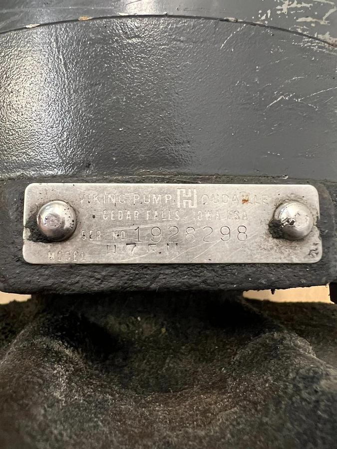 Used Dayton 3N446D 1Hp, 1725RPM, 3Ph, 60Hz Industrial Motor w/ Viking 1928298 Pump