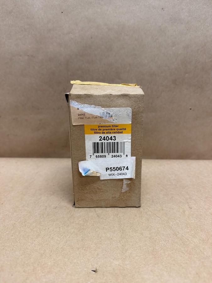 WIX 24043 Fuel Filter *NEW*