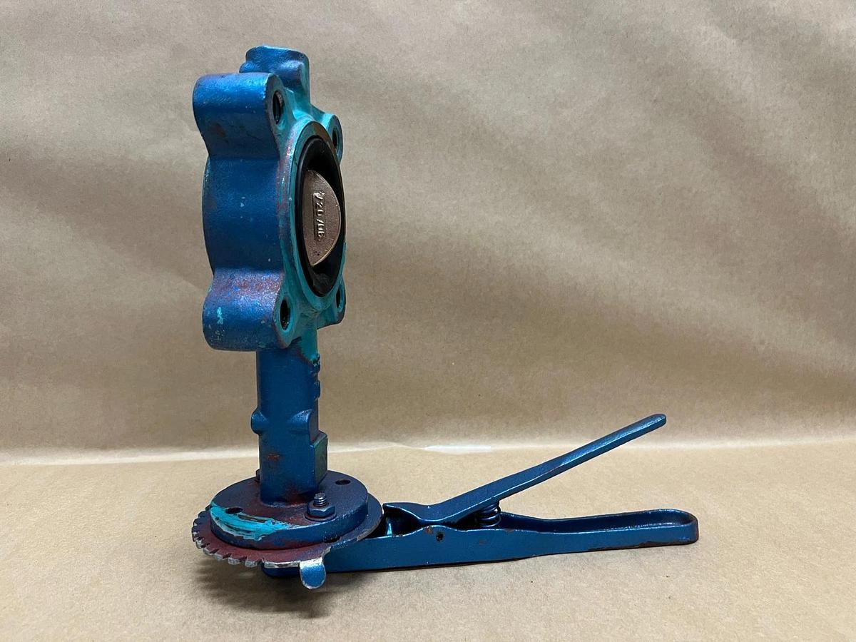 Used Ductile Iron Butterfly Valve, 2-1/2" DI 25