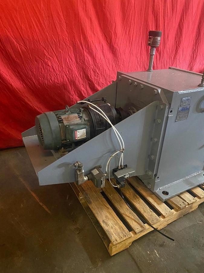 Used Falk 1120FC4A Enclosed Gear Drive, Toshiba 5HP 1745RPM Motor Service Factor:1.49