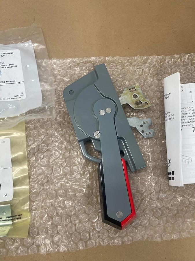 Used Allen-Bradley 1494F-M1 Ser A Bulletin 1494F Metal Disconnect Handle (Small)