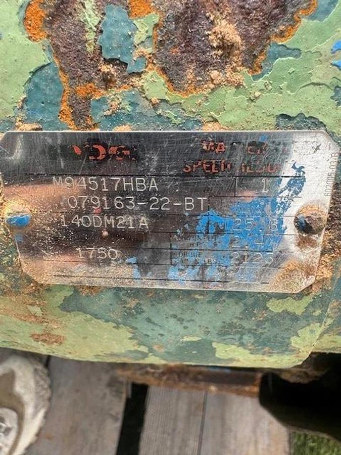 Used Painted SS Auger 48” L, 6” Stick, 7” Trough 6" Flights, 25.6:1 Ratio Gearbox