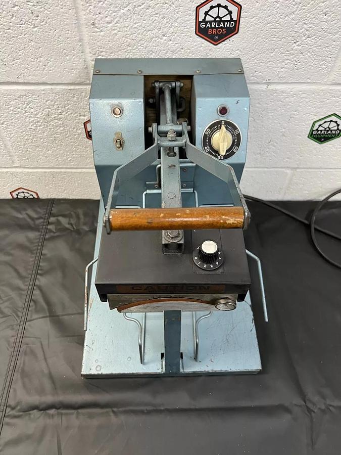 Used HIX VH-250 Hat Heat Press 120 Volts, 4 Amps