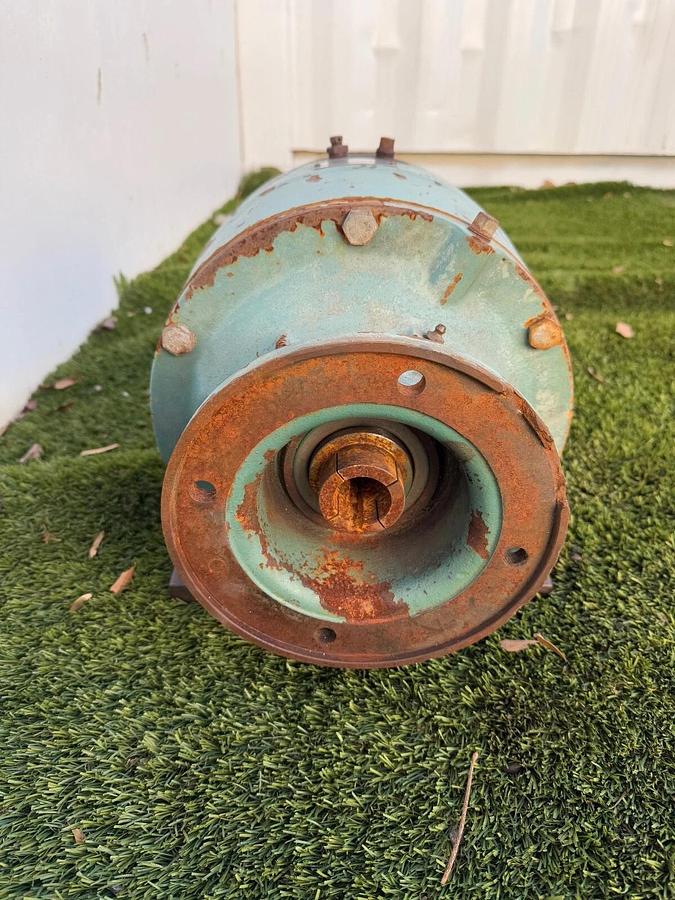 Used Dodge M85025B Inline Gear Reducer w/ Sprocket, Ratio 11.4:1, 1750RPM