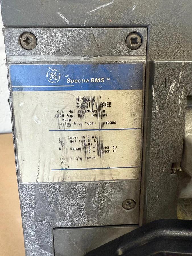 Used GE (General Electric) SKHA36AT0800 Hi-Break Circuit Breaker, 800A, 3-Pole