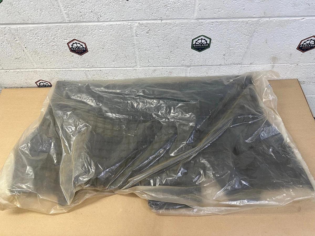 Used Hyster 207-1262 Floor Mat *FACTORY SEALED*