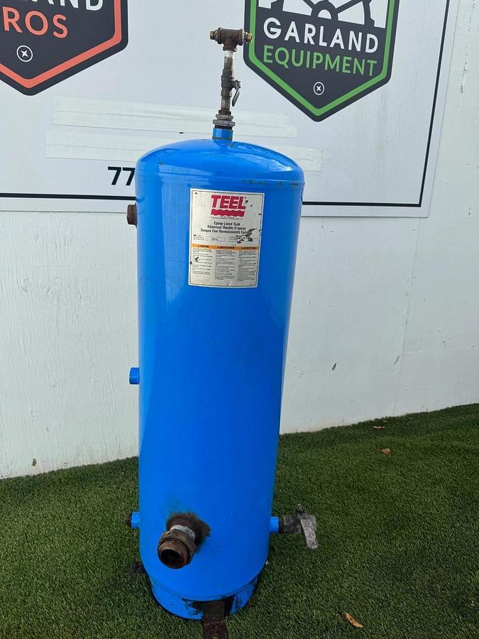Used Teel 3P272D Epoxy-Lined Tank 42 Gallons, w/ Ball-Valve Fitting
