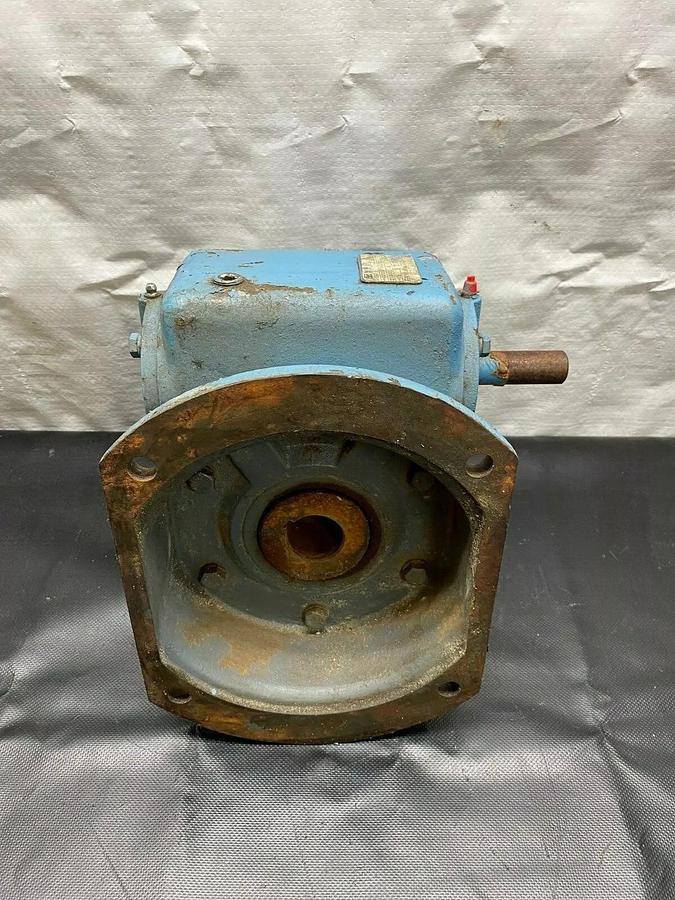 Used Winsmith 5SF Gear Speed Reducer, Ratio 15:1, Input RPM 1800, Input HP 2.83