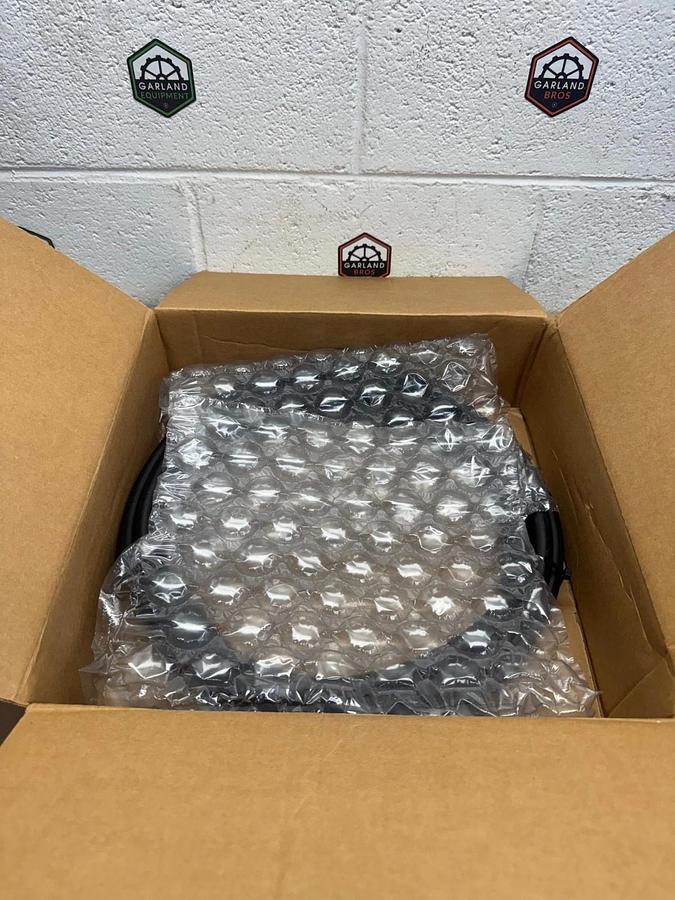 Used Phoenix Contact RAD-CAB-PFP600-25 Contact Antenna Cable *NEW*