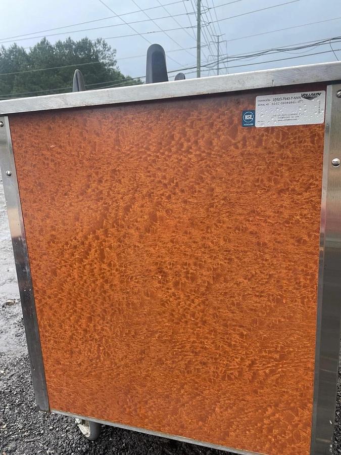 Used Vollrath 37023-7943-7-NNN, 4-Series Signature Server, Utility