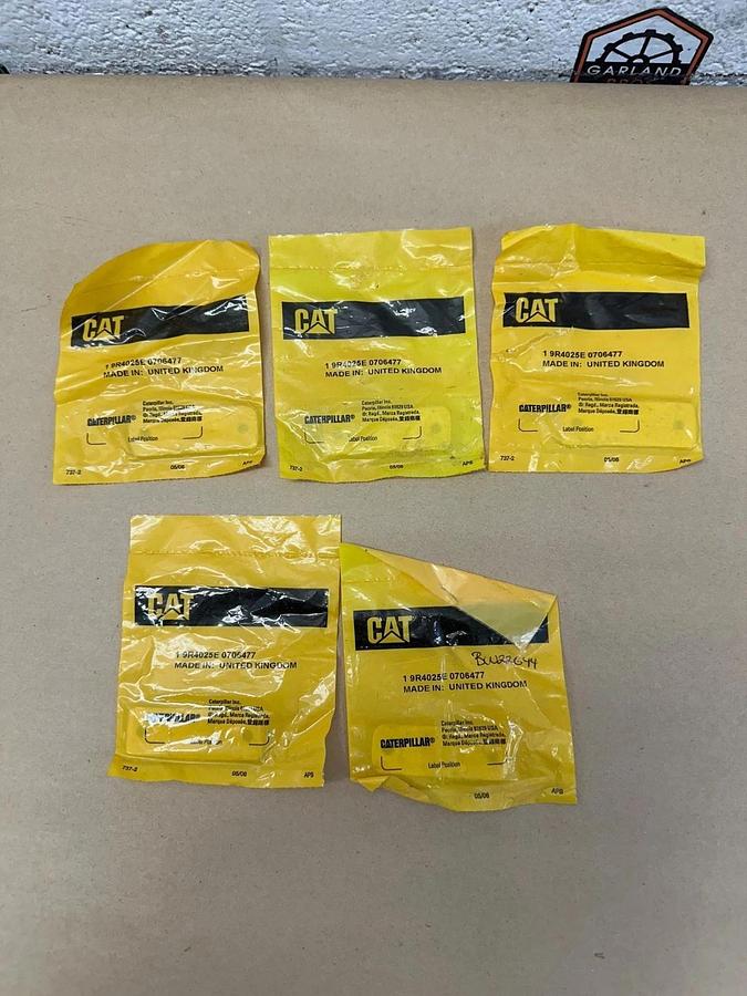 CAT 9R-4025 3mm Thick Operator Cabin Window Catch Spacer, Qty 5 *NEW*