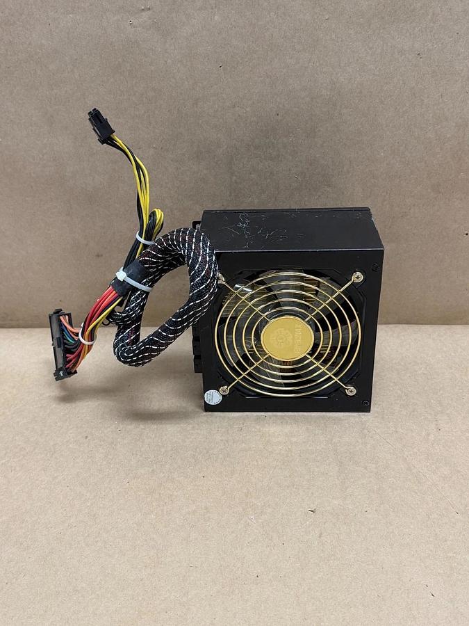 Used ENERMAX ELT620AWT 620 Watt Semi-Modular Internal Power Supply