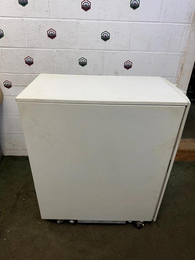 Used Toshiba UE32L220C61T Uninterruptible Power Supply 1600 EP Ser UPS, 22KVA, 91.6A