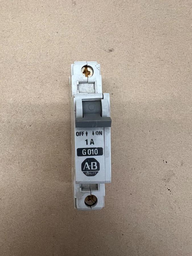 Used Allen Bradley G 010, 1492-CB1 1A Circuit Breaker - Lot of 10