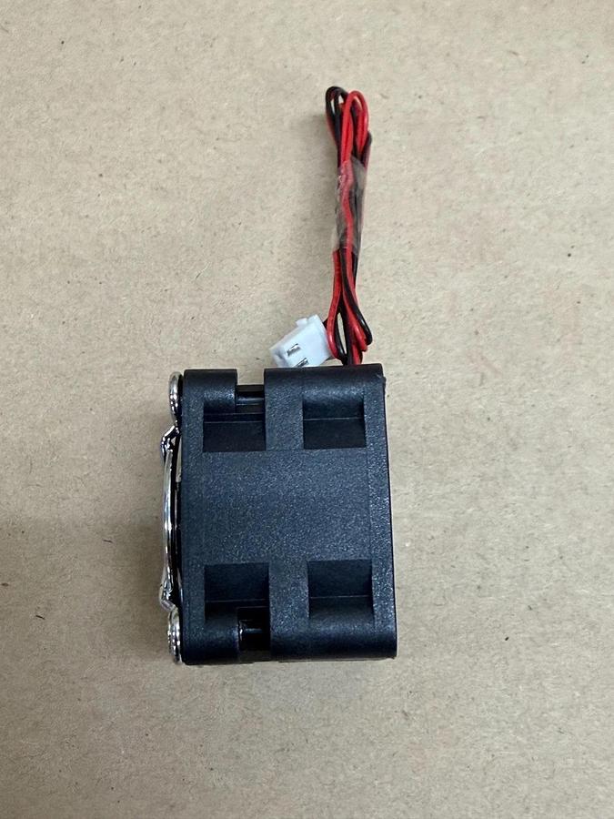 SUNON GM1204PQV1-8A 12v, 2.8w MagLev Fan - Lot of 6