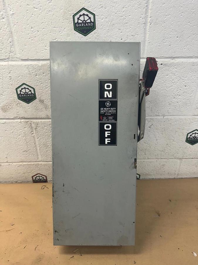 Used General Electric TH3363, 100 Amps, 600 Volts, Heavy Duty Safety Switch