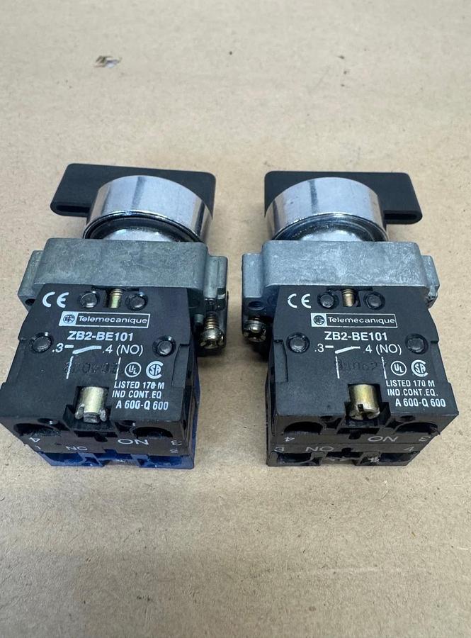 Used Telemecanique ZB2-BE101 3 Position Rotary Selector Switch, Lot of 2
