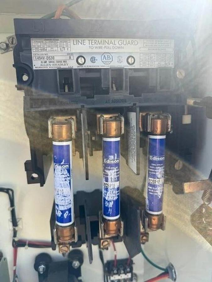 Used Conair 72000402 Granulator, 5 Hp, 460V, 6.8A