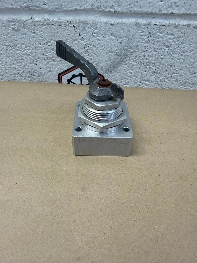 Used Parker 8443E-6D28P Mini Low Torque Valve