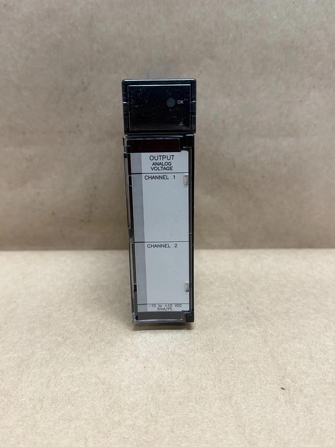 GE Fanuc IC693ALG390C Output Analog, 2PT Voltage *NEW*