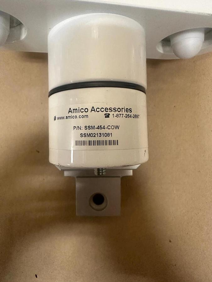 Used Amico MON-DUAL-0L-0L Dual Mounting Component w/ Amico SSM-454-COW Mounting Kit