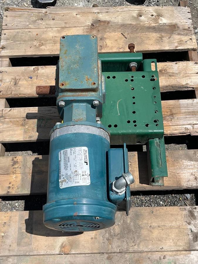 Used Reliance Electric P14H1448H Type P Motor w/ Dodge Tigear Gear Reducer
