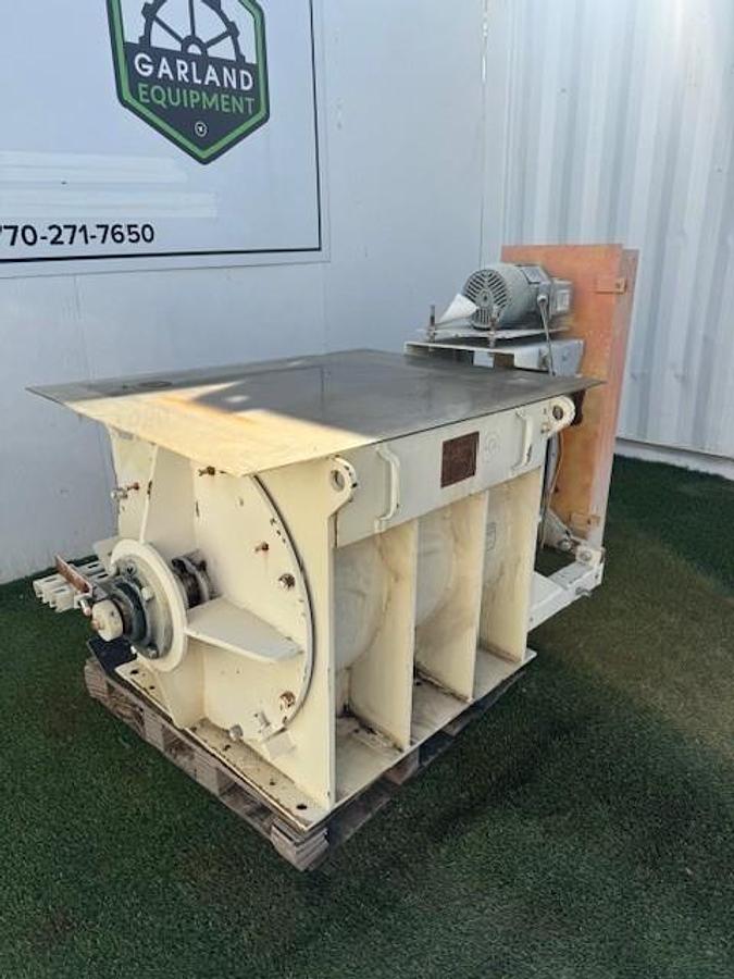 Used Clarke’s CFV24X971029 24”x24” Feeder, Toshiba 5Hp Motor @ 1800RPM & Falk 4207J25