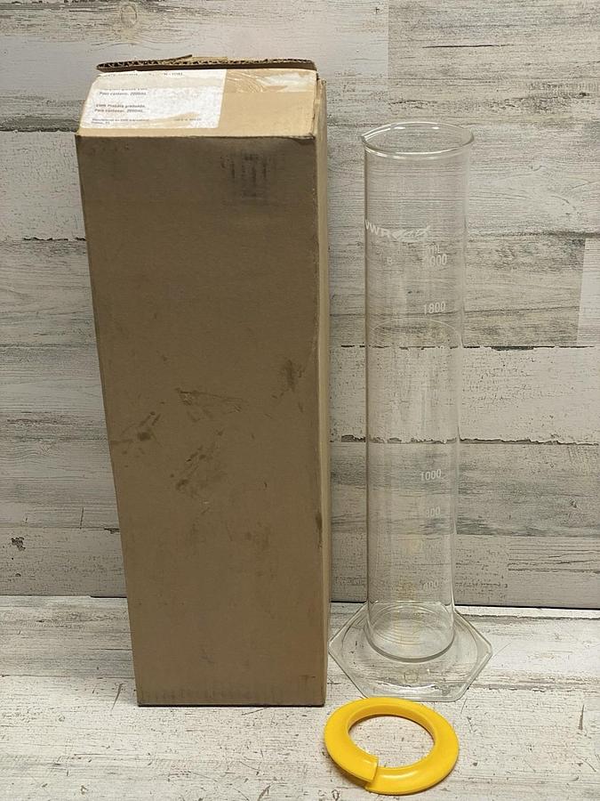 Used VWR Scientific Graduated Cylinders - (5) 250 mL (5) 25 mL
