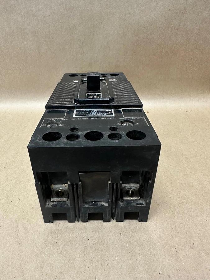 Used I.T.E. ET225 225A 3 Pole Circuit Breaker